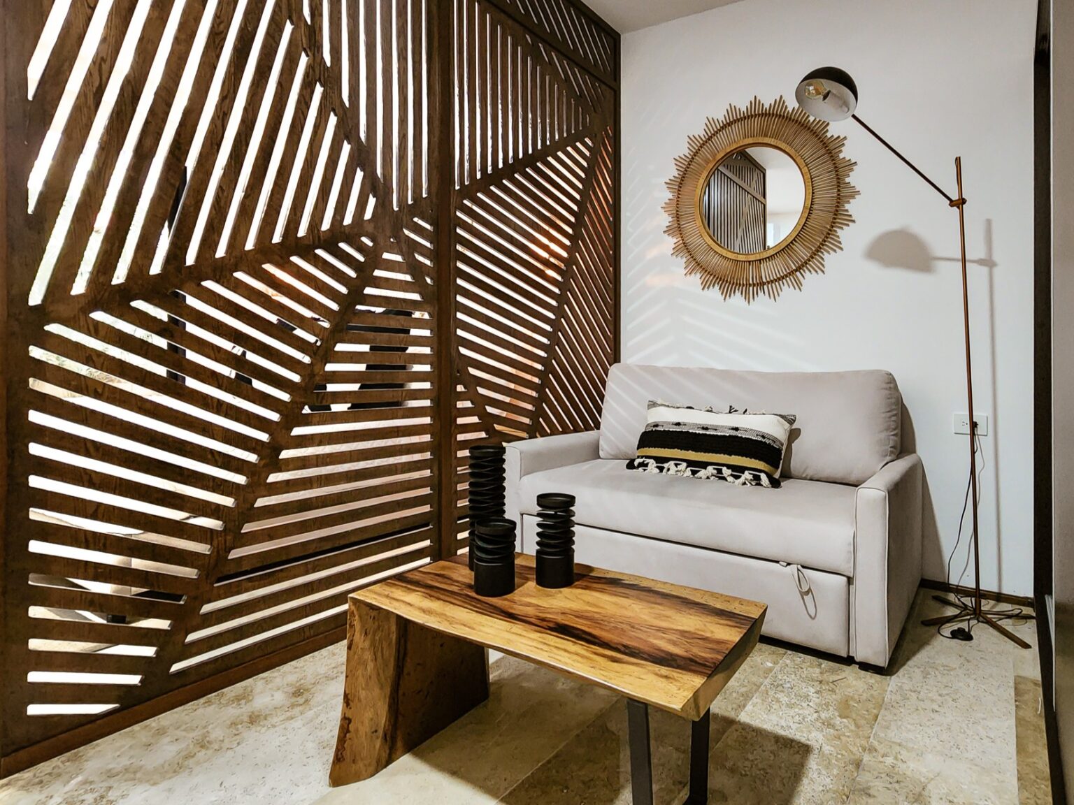 REVIEWS-RESEÑA-SHOWROOM (6)